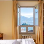 Julia - * Menaggio