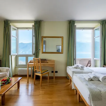 Julia - Apartment Menaggio